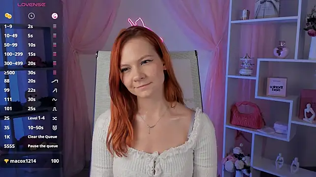 LisaArisのライブXXXチャット