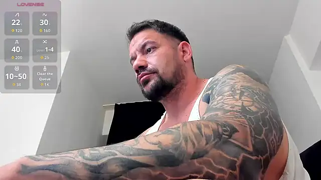 musclemonster31 Chat XXX in diretta