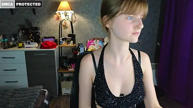 Miss_Alisa_: онлайн-секс-чат