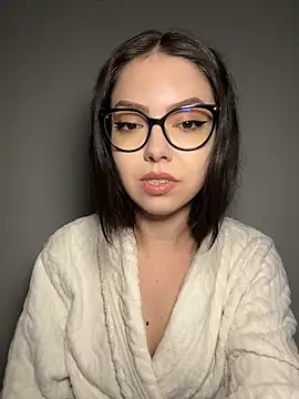 KaylaLewyss' Live XXX Chat