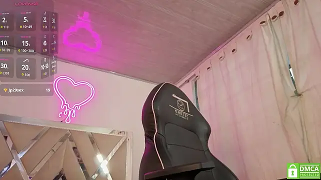 Chat XXX en directo de Harmonie_tay