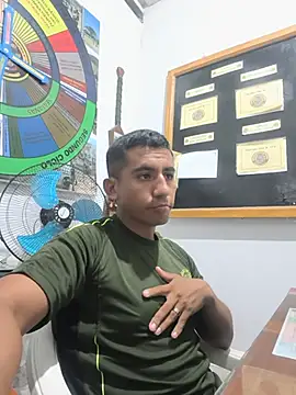 Alexismav live XXX chat