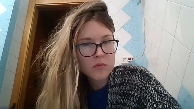 Jugira's Live XXX Chat