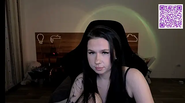 luna_noir_228's Live XXX Chat