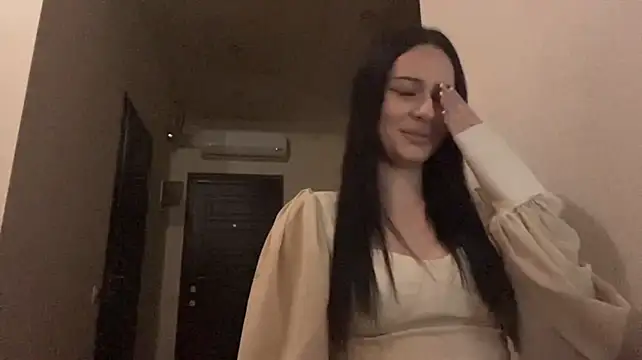MadlynHales – Naživo XXX chat
