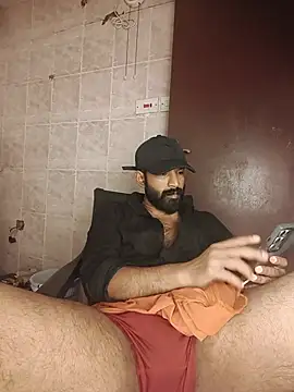 MalluBeard Adlı Modelin Canlı XXX Sohbeti