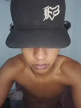 แชท XXX สดของ YourCaramelBoy