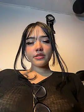 Czat XXX na żywo – ela_petit