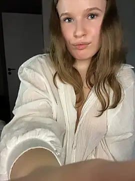 Czat XXX na żywo – juicy8peach88