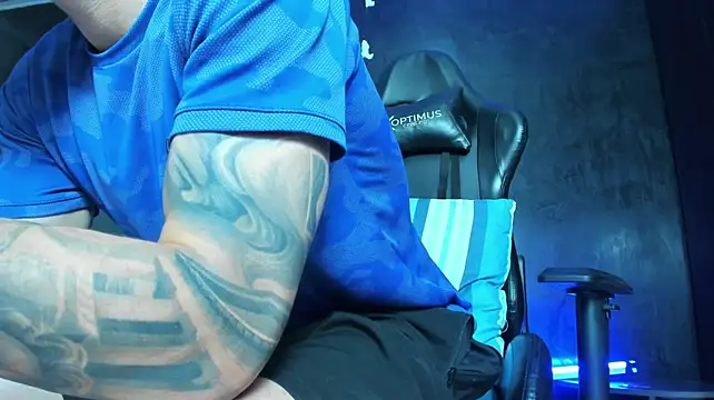 Enzo_Maserati Chat XXX in diretta