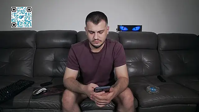 CrazyDom1n Live XXX chat