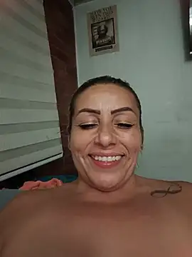 Czat XXX na żywo – maynor_1998