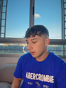 OLIVER_K Chat XXX live