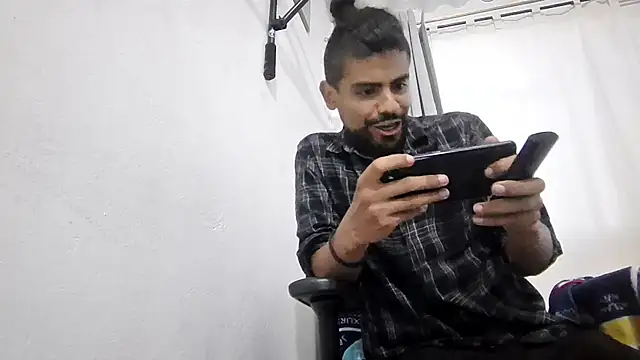 Chat XXX ao vivo de JBond007BBC