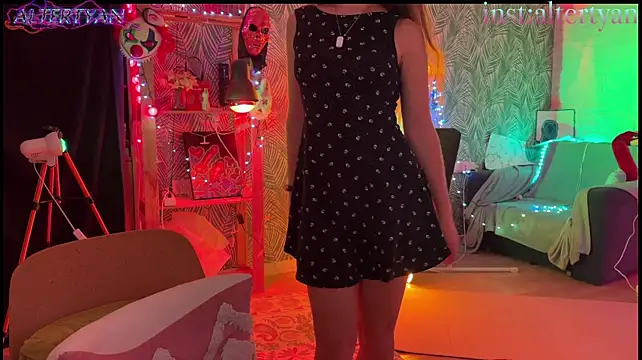 altertyann Adlı Modelin Canlı XXX Sohbeti