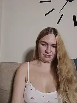 XXX chat uživo modela KisaVixen