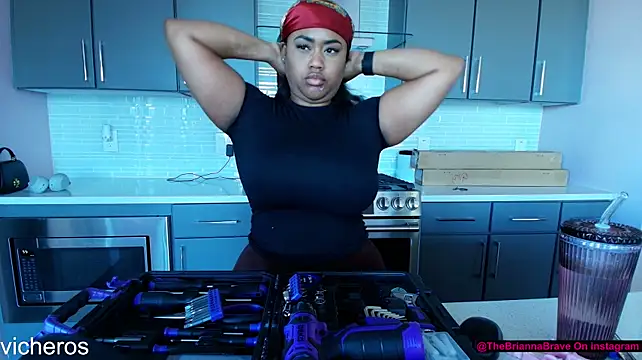 Czat XXX na żywo – BriannaBrave