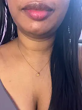 Czat XXX na żywo – Tamil_Maaya