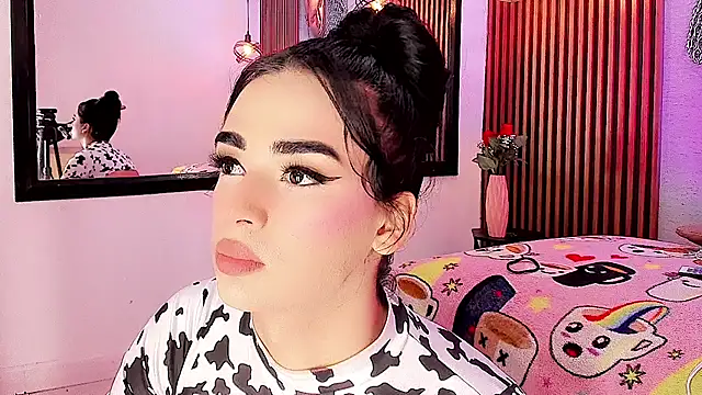 HANNAH_STEWART Adlı Modelin Canlı XXX Sohbeti
