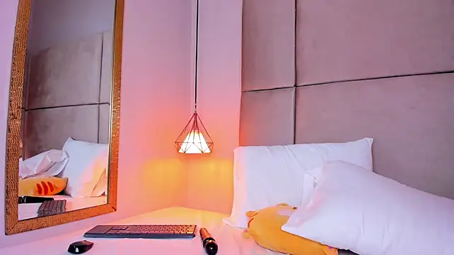 Chat +18 de jadetorres_ ao vivo