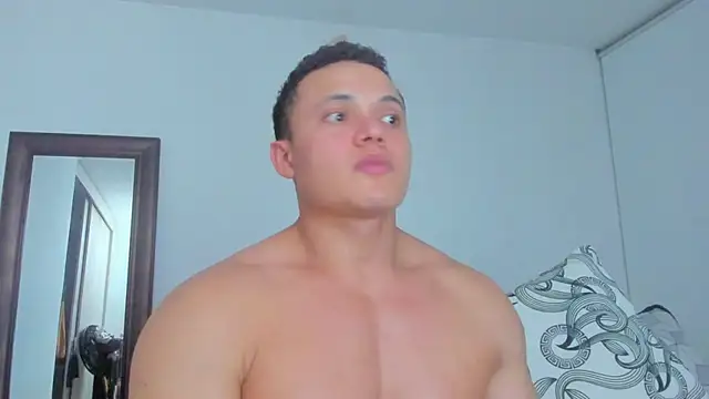 KingLevi01 Live XXX-chat