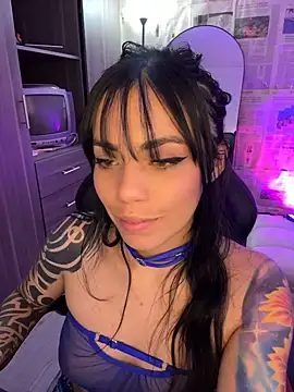 XXX chat uživo modela i_am_nina_