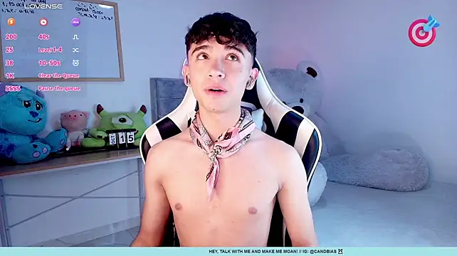 Niico_Cruz élő XXX-chatje