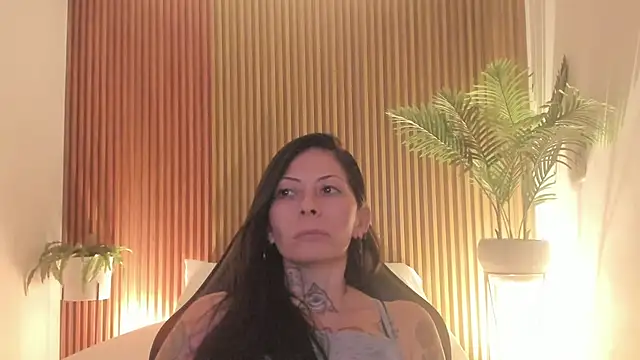dark_gotica's Live XXX Chat