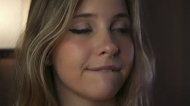 Chat +18 de LoveSeekins ao vivo