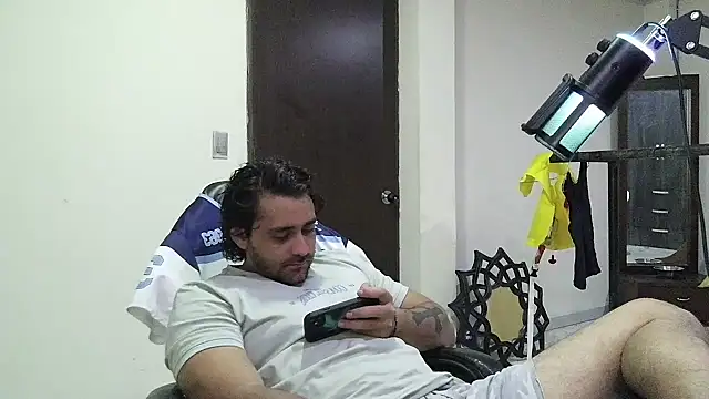 aronmiller404 라이브 XXX 채팅