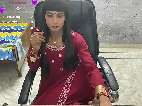 LuvLayla 现场XXX聊天