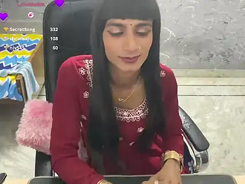 LuvLayla Live XXX-chat