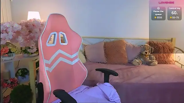 Czat XXX na żywo – Viola__Shy