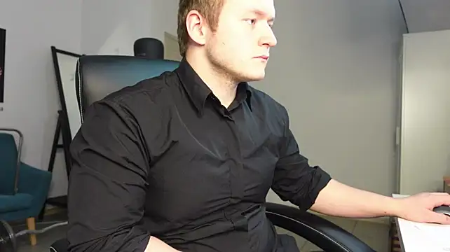 Chatroom XXX en direct de Richard_Dullas