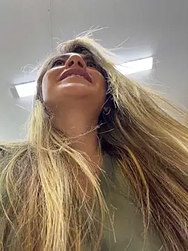alicee16's Live XXX Chat