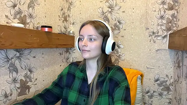 EmyMiu Chat XXX live