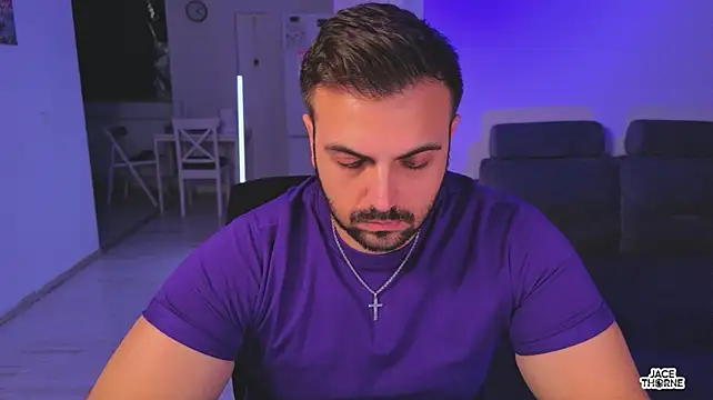 Jace_Thorne: απευθείας συνομιλία ΧΧΧ