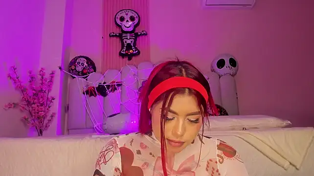 Zoe1_2's Live XXX Chat