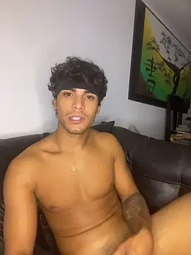 Smmd2003's Live XXX Chat