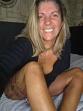 Dreamlove1 Adlı Modelin Canlı XXX Sohbeti