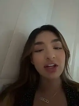Czat XXX na żywo – jenn_fit