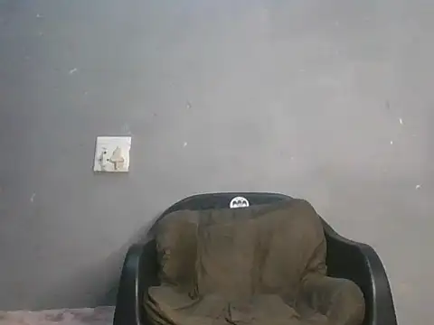 RoaringQueenX Adlı Modelin Canlı XXX Sohbeti