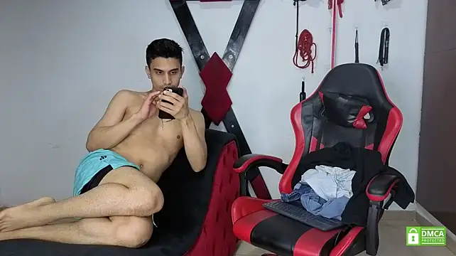 EliteBoysLive's Live XXX Chat