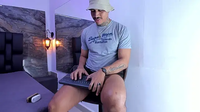 Chirshot_n Live XXX chat