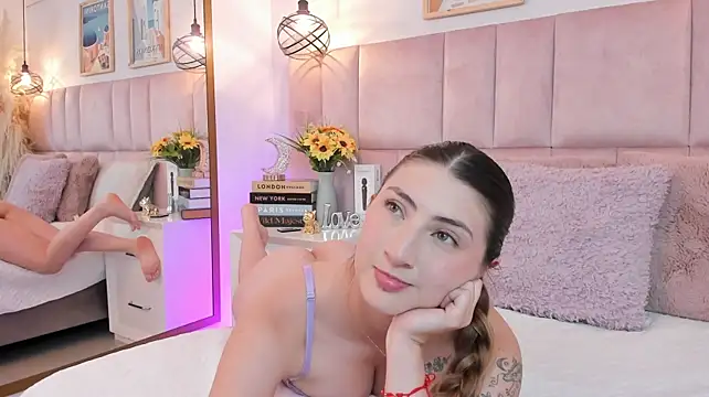 XXX chat uživo modela Alanna_Valmont