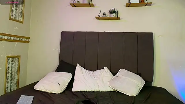 Boys_Curlys_: απευθείας συνομιλία ΧΧΧ