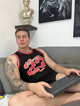 Chatroom XXX en direct de AlexHarrington