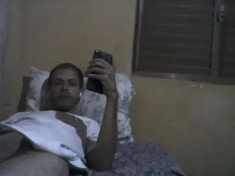 Chat +18 de Henrique9875 ao vivo