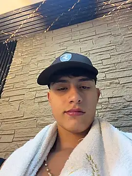 Chat XXX ao vivo de Lander_Cruz