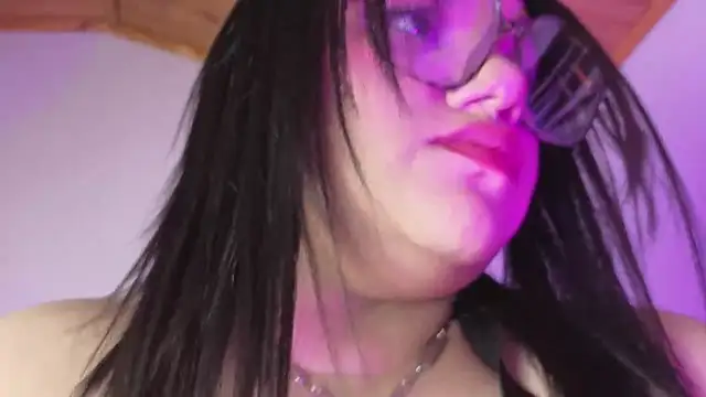Czat XXX na żywo – Tamhara_princ